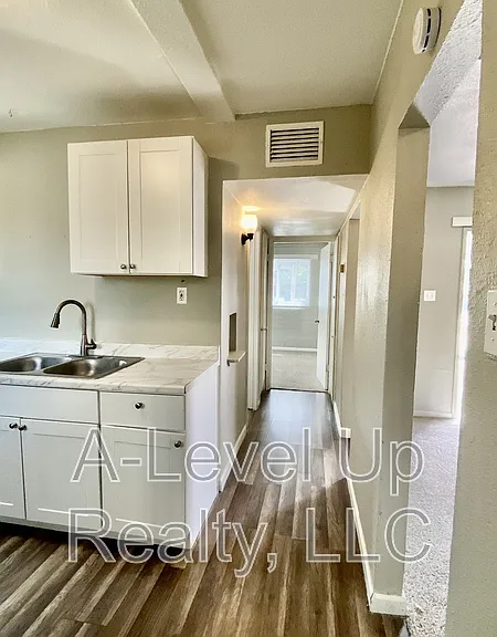 3043 E Proctor Vis #1 — Photo 7