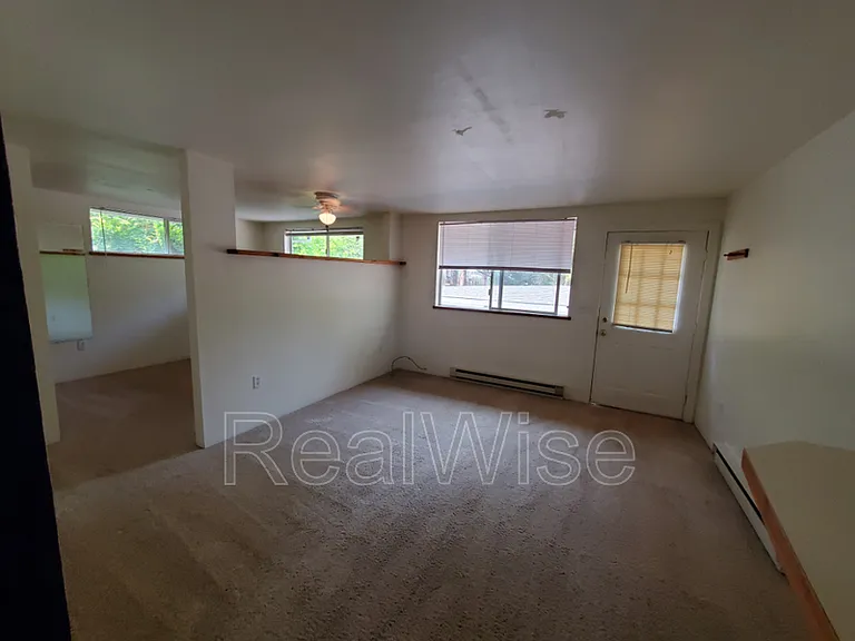 801 Ashland St #5 — Photo 9