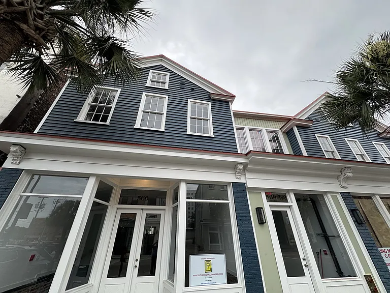 571 King St — Photo 3