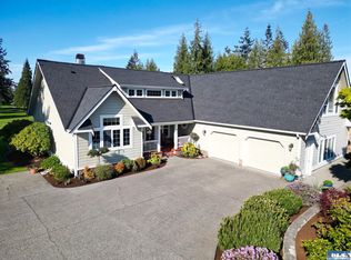 877 Medsker Rd, Sequim, WA 98382