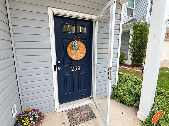 4th image of 259 Megan Ln