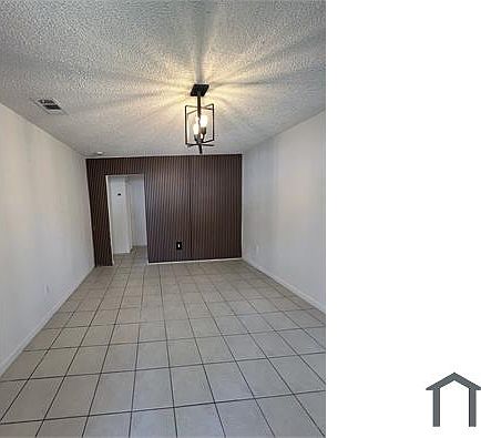 3rd image of 15722 NW 38th Ct