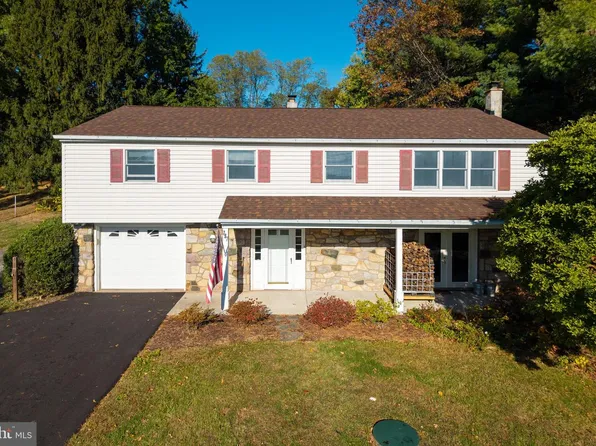 797 Ebelhare Rd, Pottstown, PA 19465