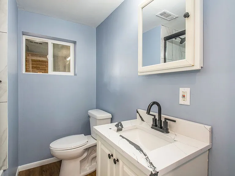 1130 S 31st St — Photo 5