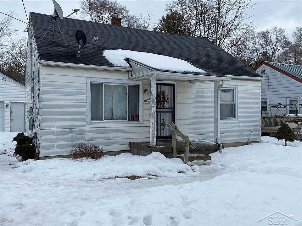 1st image of 3018 Walters Dr