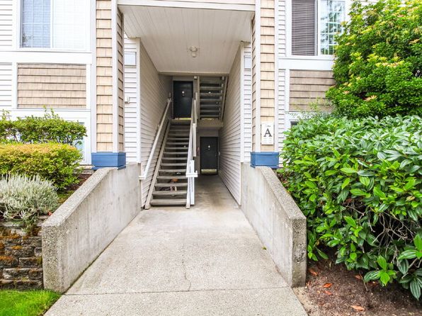 25235 SE Klahanie Blvd APT A204