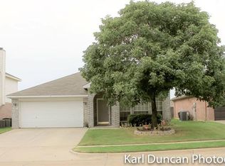 8621 Trinity Vista Trl, Hurst, TX 76053