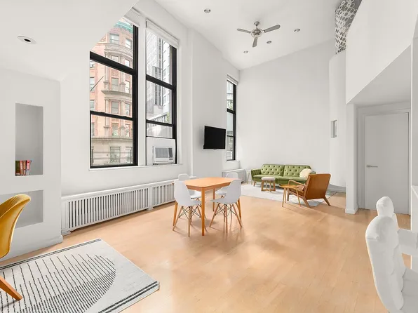 3 Hanover Sq APT 2E, Manhattan, NY 10004