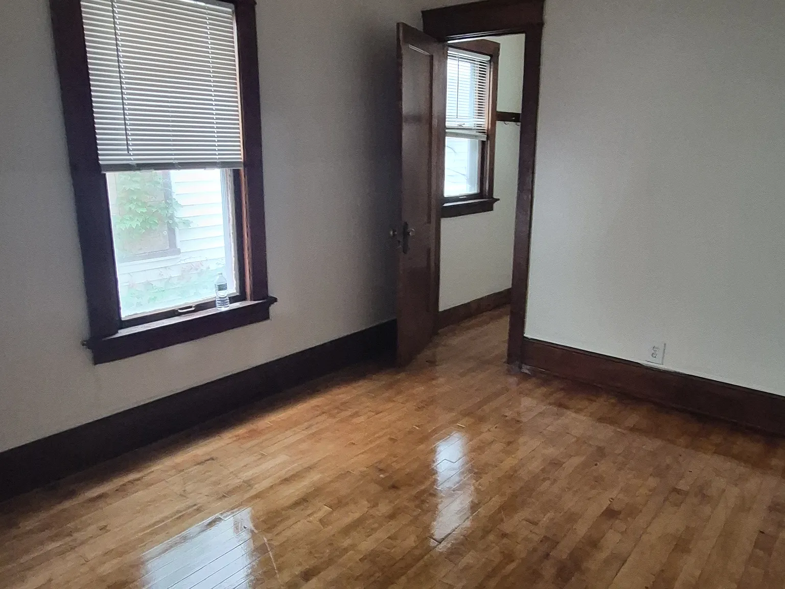 4 bed, 1500 sqft, $2,000 — Photo 2