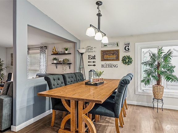 3rd image of 8633 Cascara Court