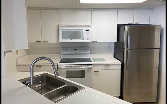3rd image of 2917 S Atlantic Ave APT 404