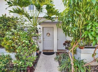 9759 Riverside Dr #76-1, Coral Springs, FL 33071