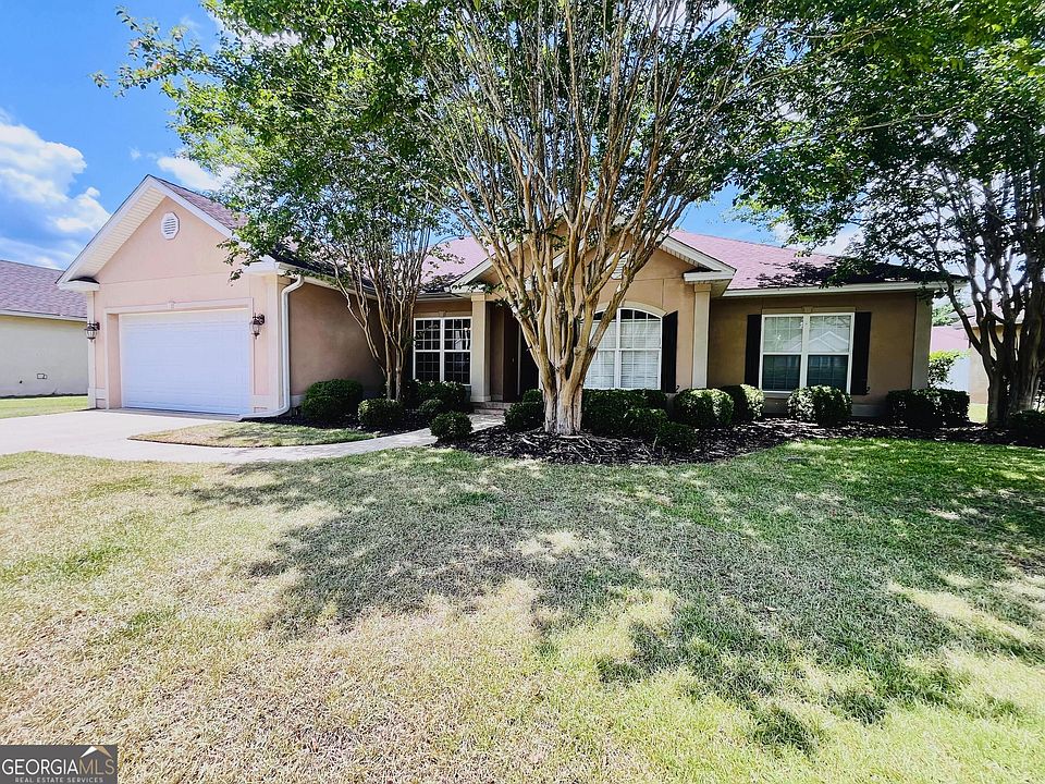 1st image of 276 Wellington Pl