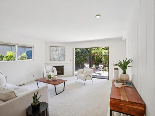9500 Center St APT 40, Carmel, CA 93923
