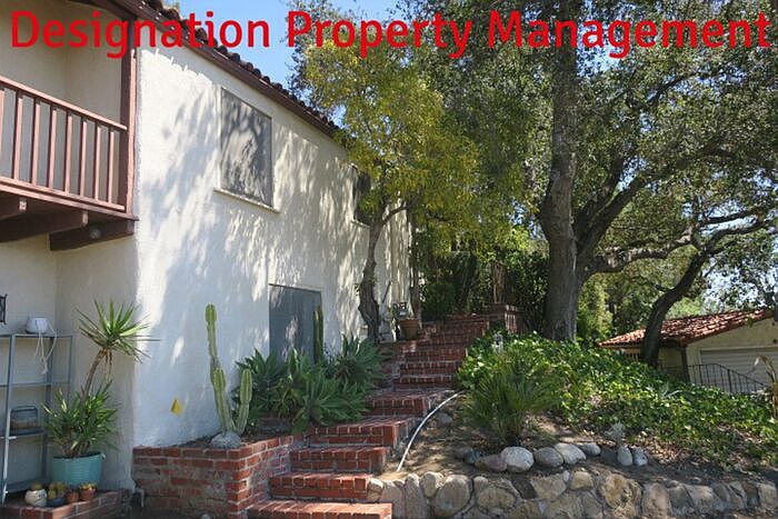 1st image of 2042 Escarpa Dr