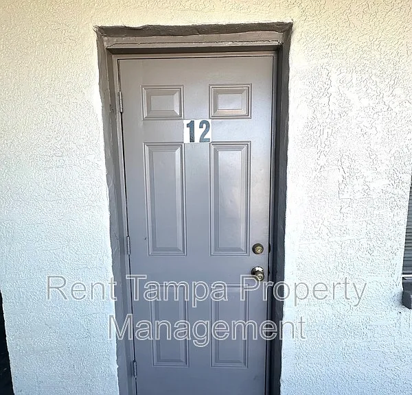 2475 18th Ave S #12 — Photo 1