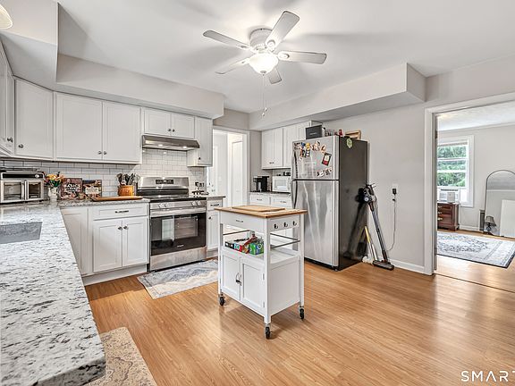 4th image of 61 Coram Road