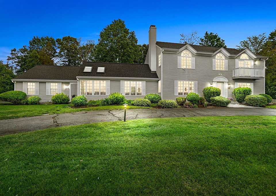 159 New Meadow Rd, Barrington, RI 02806 Zillow
