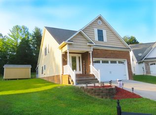 116 Robinson Ct, Oliver Springs, TN 37840
