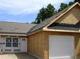 351 Boo Rd #B, Burns Harbor, IN 46304