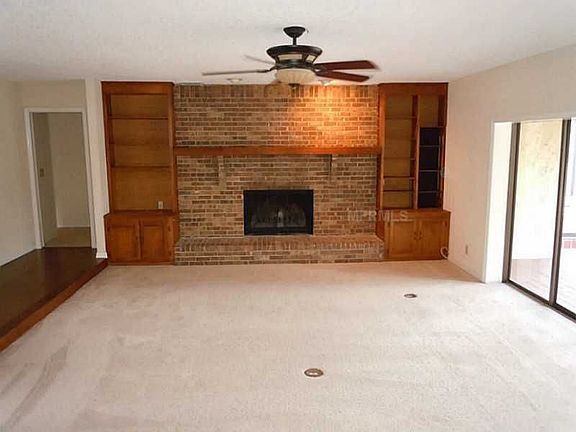 2nd image of 1324 Stratton Ct E