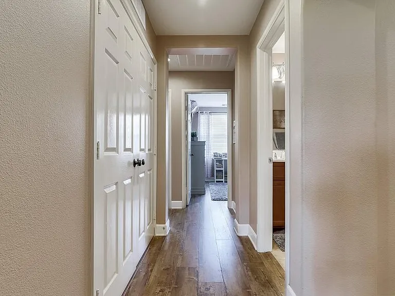 4460 Owens St #104 — Photo 29