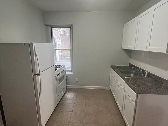 3rd image of 8020 Broadway #1G