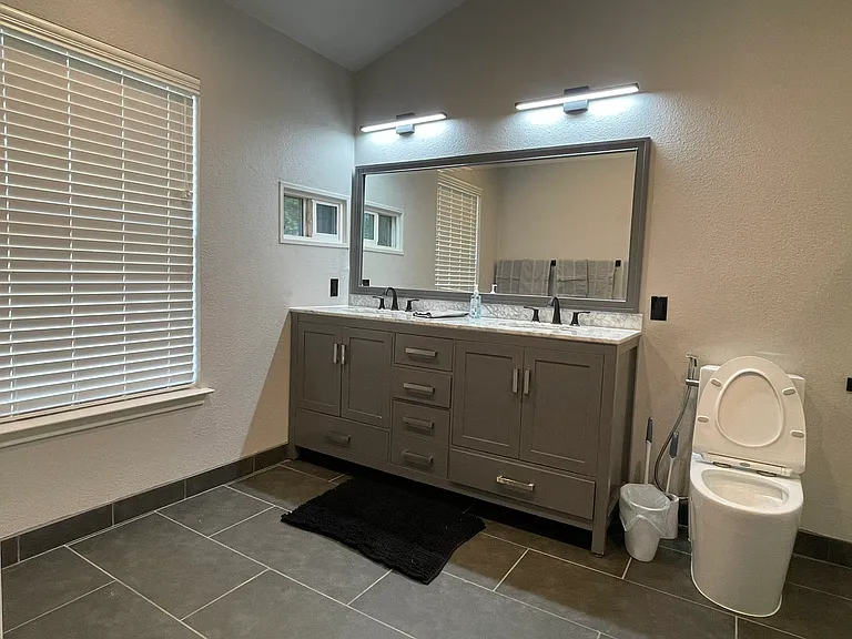 21938 Legend Point Dr — Photo 129