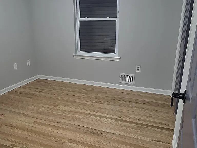 306 Marshall St #2 — Photo 11