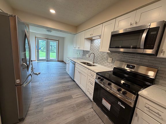 3rd image of 6388 Dummerston Ct