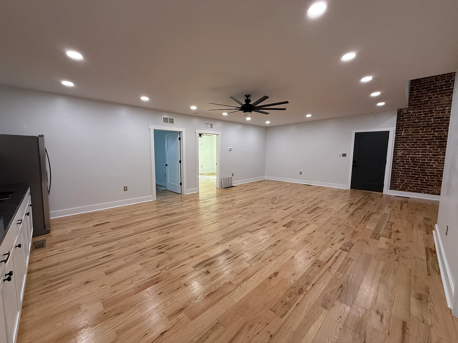 2 bed, $1,500 — Photo 3