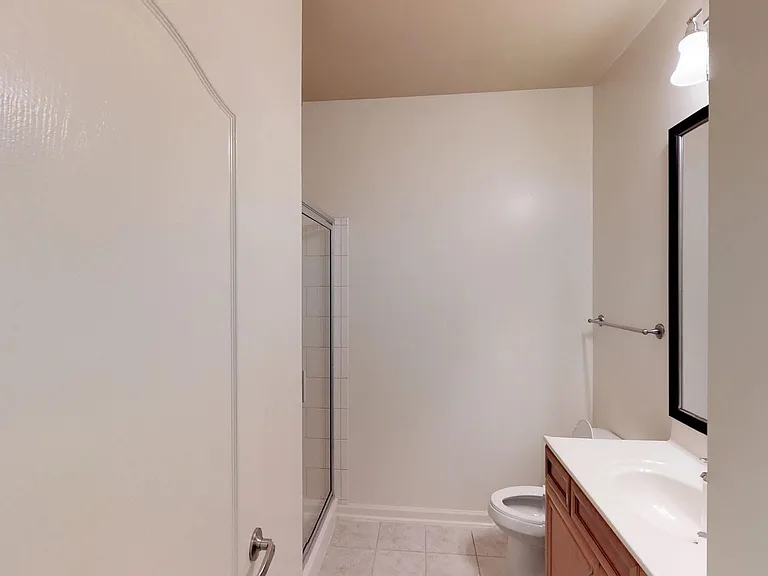 Signal Hill Apartment Homes — Photo 99