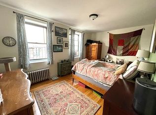 2825 33rd St APT F2, Astoria, NY 11102
