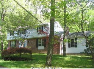 51 Old Barnabas Rd, Woodbridge, CT 06525
