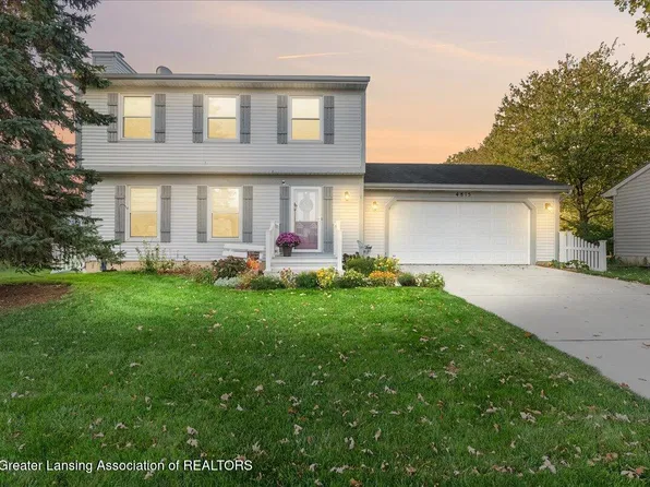 4815 Moultrie Cir, Lansing, MI 48917