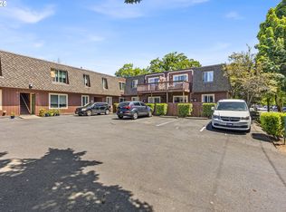 8833 N Syracuse St APT 19, Portland, OR 97203