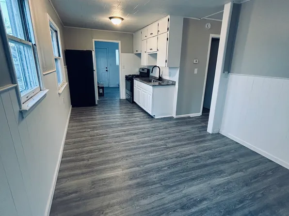 7520 Toepfer Rd, Warren, MI 48091