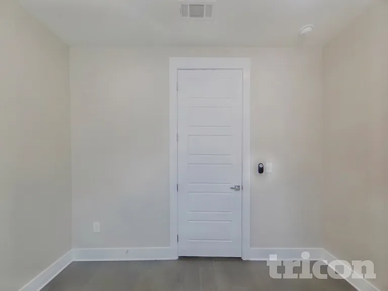 209 South Village Way — Photo 9