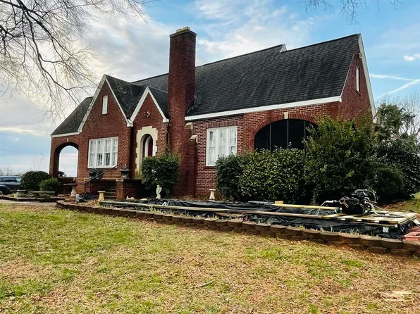 210 E Alabama St, Piedmont, AL 36272