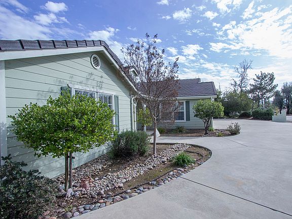 4th image of 16535 Arena Dr