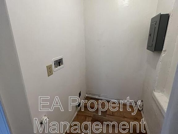 4th image of 1314 Los Tomases Dr NW Unit C