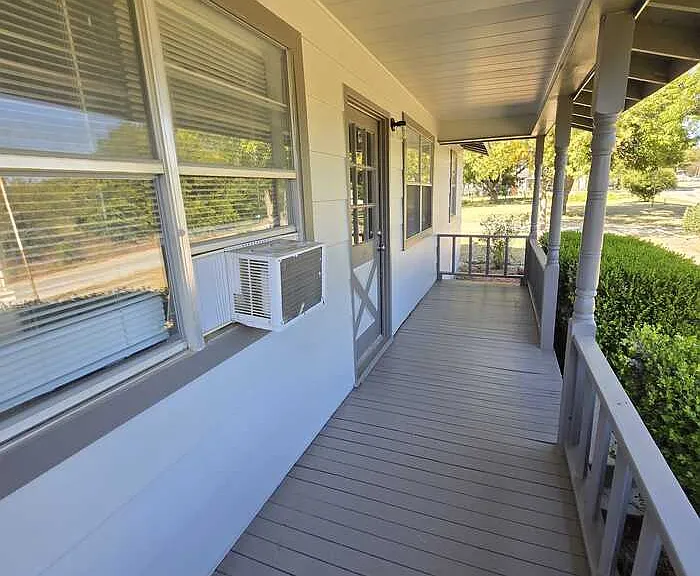 310 S Wickham St — Photo 13