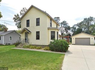 1017 6th St NW, Faribault, MN 55021