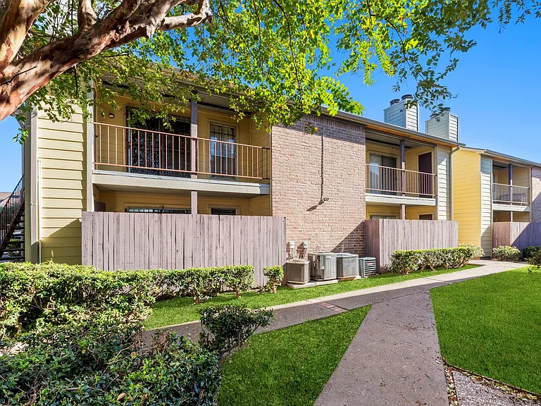 9350 Country Creek Dr #52 — Photo 27