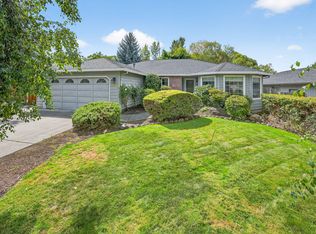 106 Freshwater Dr, Phoenix, OR 97535