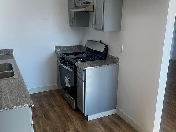 5th image of 14030 Lemoli Ave APT 38