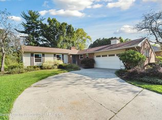 2826 N Cambridge Rd, Lansing, MI 48911