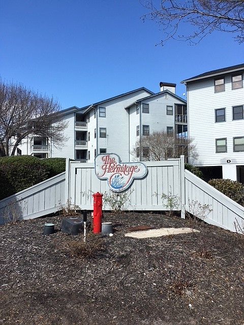 1st image of 310 N Dogwood Dr