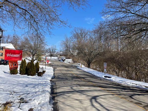 5326 Lees Crossing Dr #9