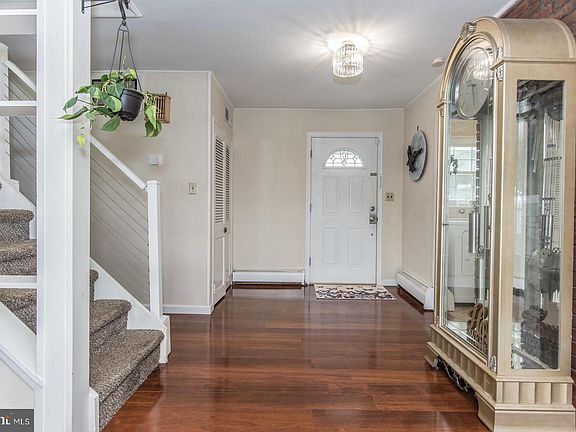 4th image of 455 Snowball Dr
